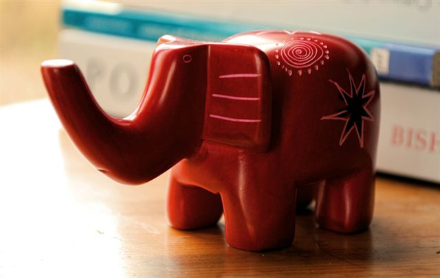 83198 Elphant 10 cm